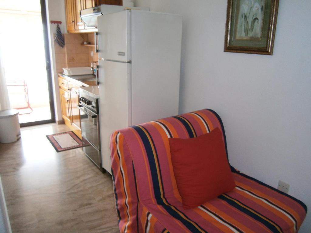 Antonios Rooms Akráta Buitenkant foto